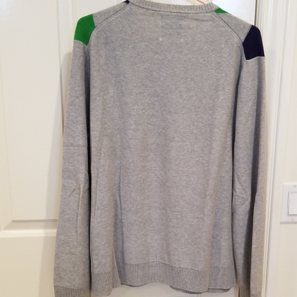 Sweater - Picture 2 of 3